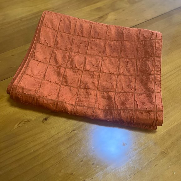 14 x 90. Rust reversible table runner. - Picture 4 of 4